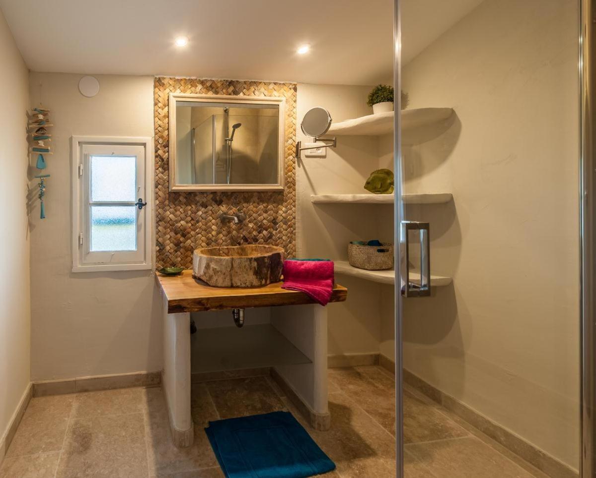 Appartement Le Poisson Bleu Saint-Raphaël Buitenkant foto